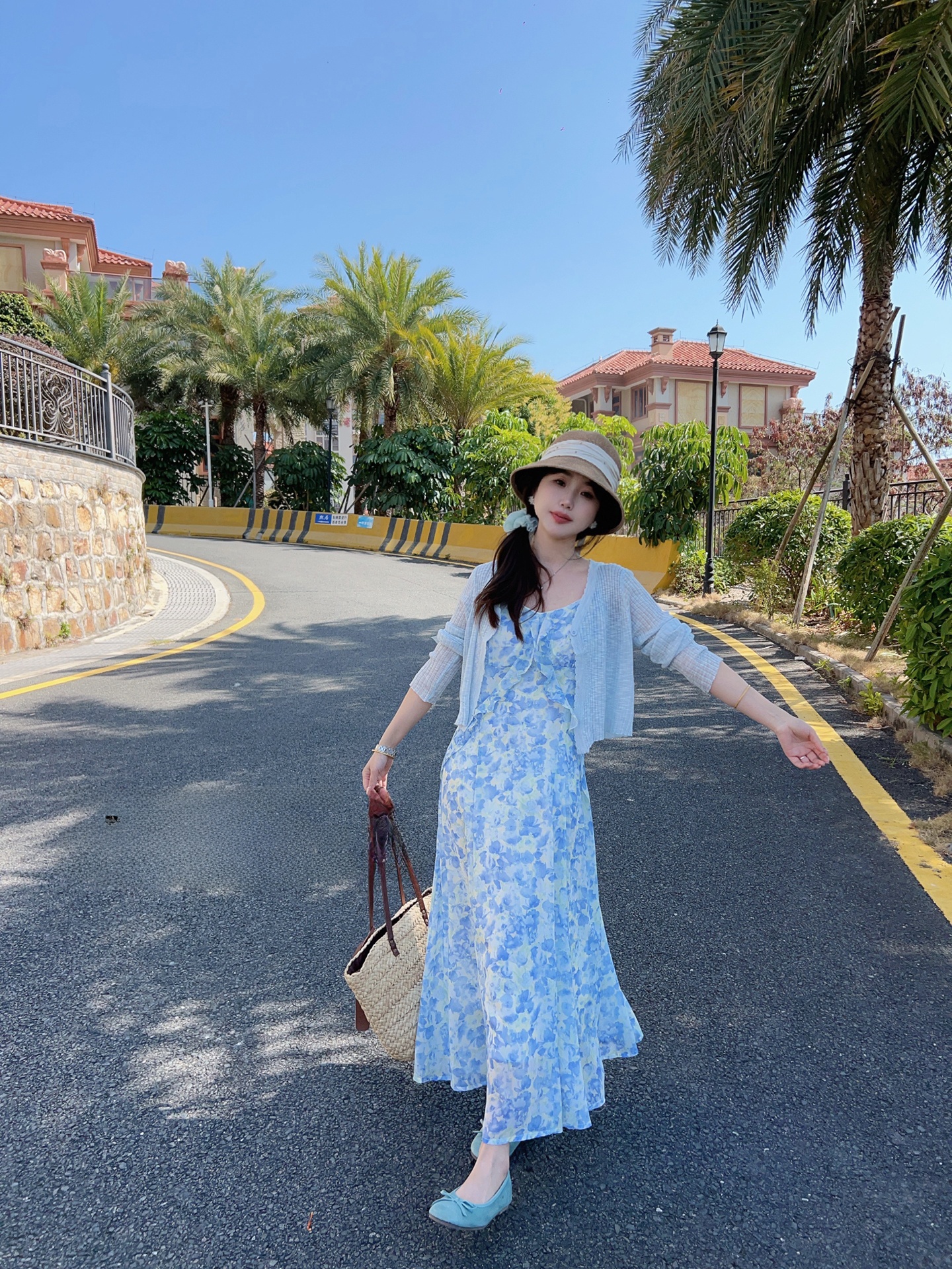 Spring 2026 Floral Print A-Lin - Sundress Midi Floral 리뷰 및 가격